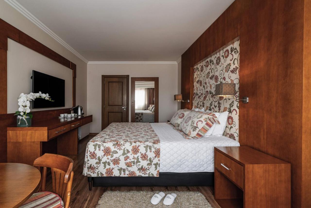 Hotel Alpestre Грамаду Екстериор снимка