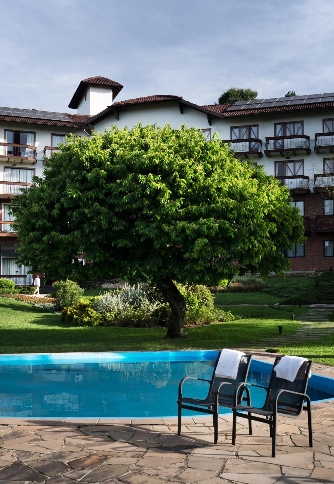 Hotel Alpestre Грамаду Екстериор снимка