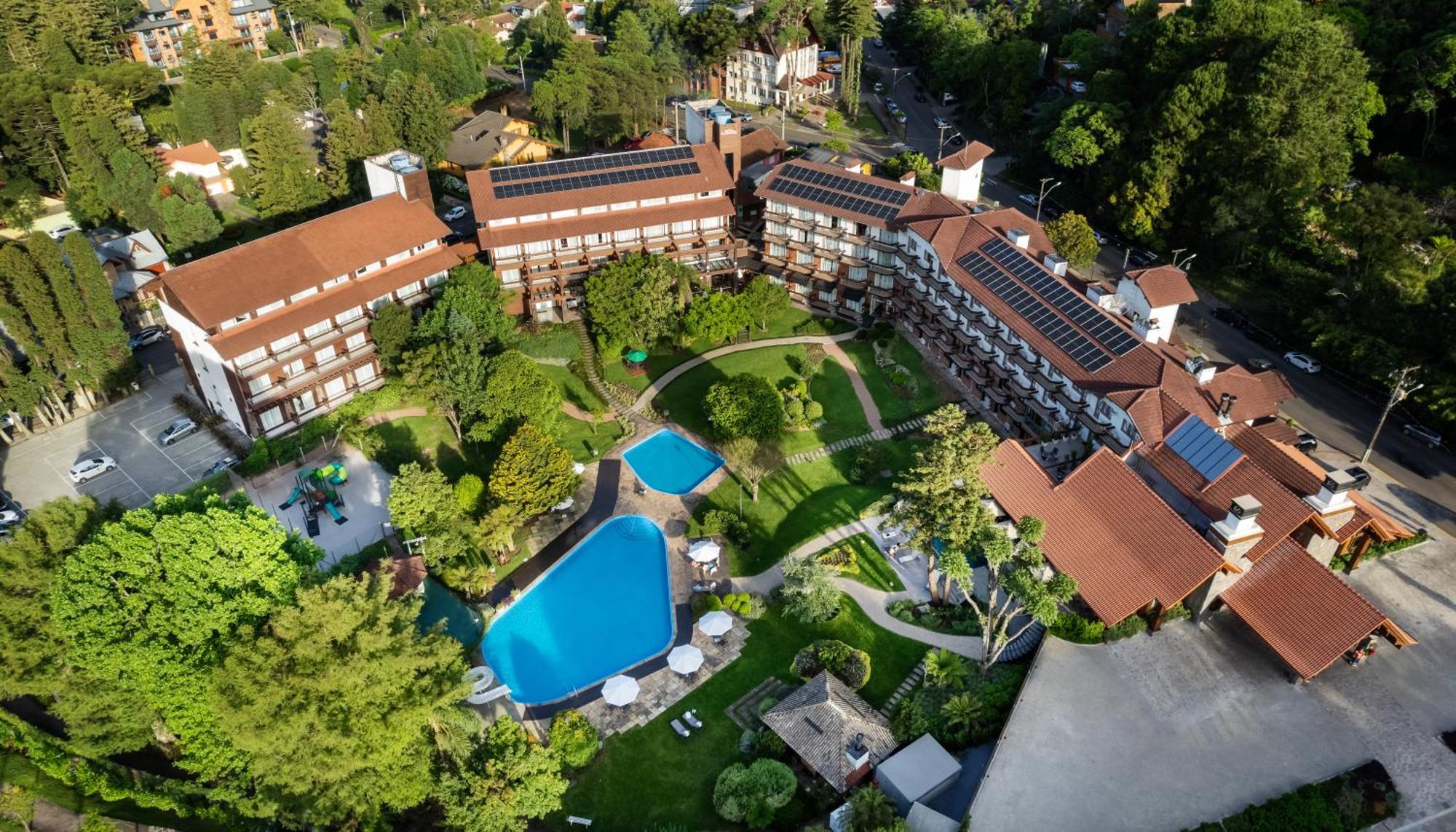Hotel Alpestre Грамаду Екстериор снимка