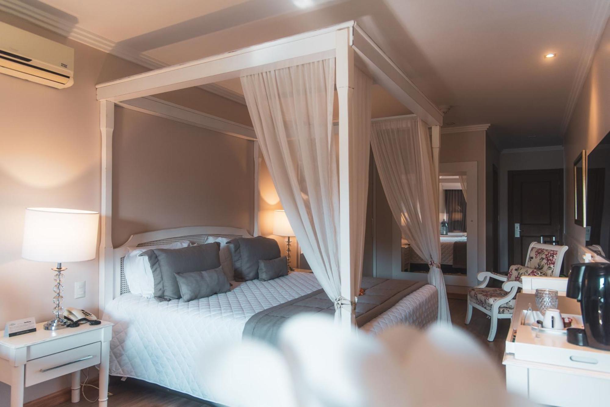 Hotel Alpestre Грамаду Екстериор снимка