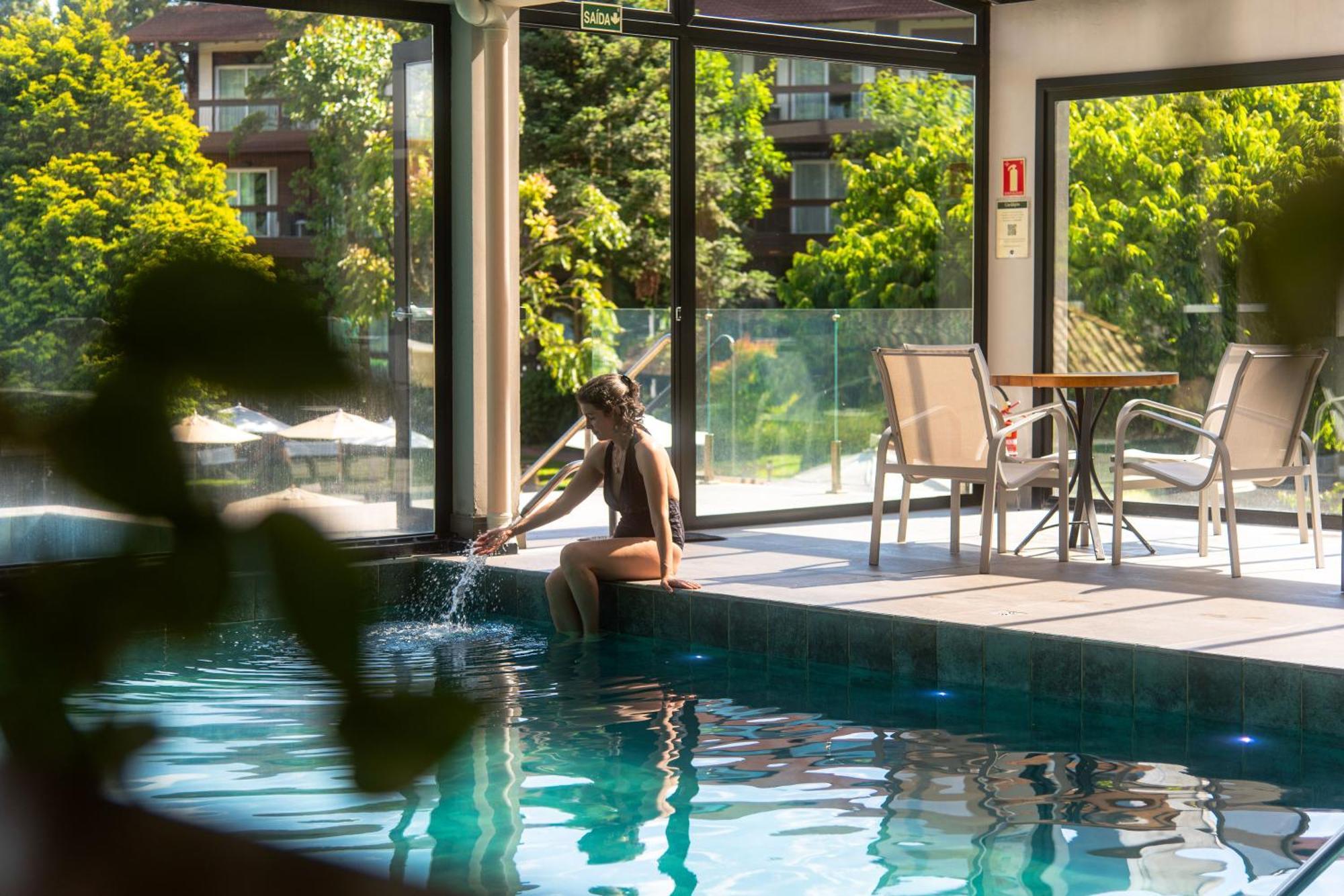 Hotel Alpestre Грамаду Екстериор снимка