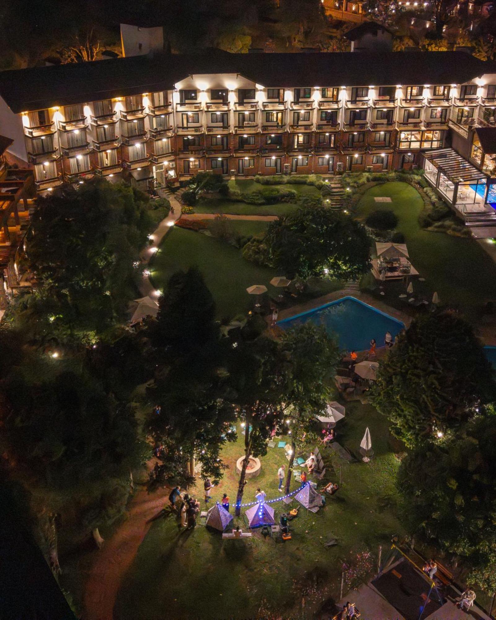 Hotel Alpestre Грамаду Екстериор снимка