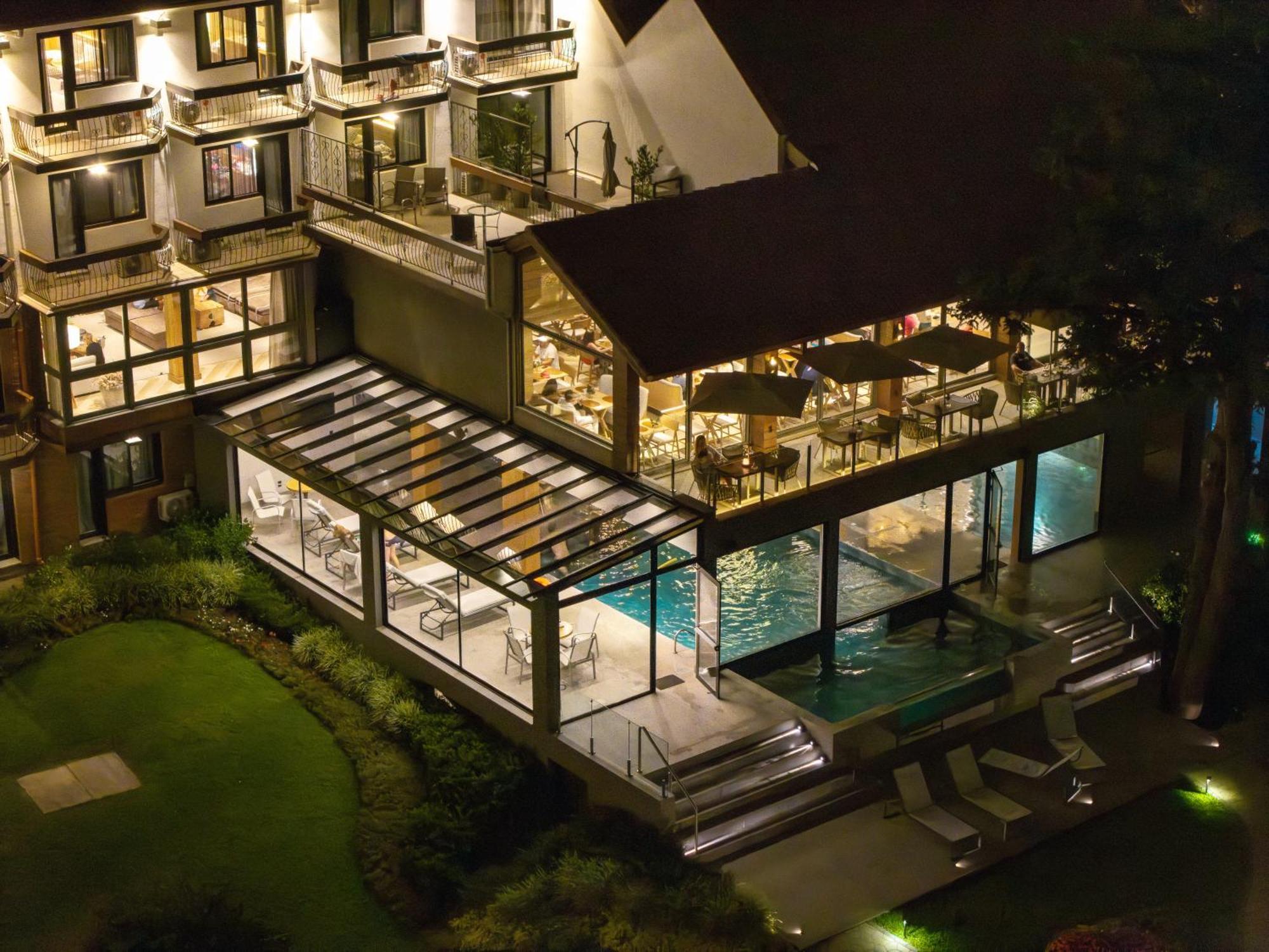 Hotel Alpestre Грамаду Екстериор снимка